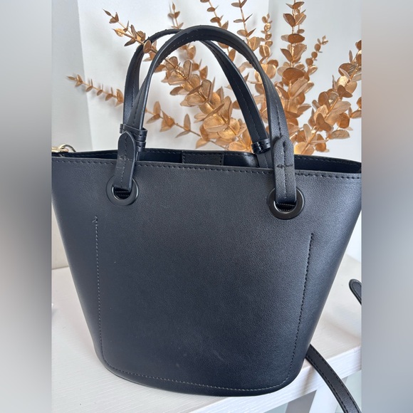 Nanette Lepore Black Crossbody bucket Bag - Picture 2 of 3